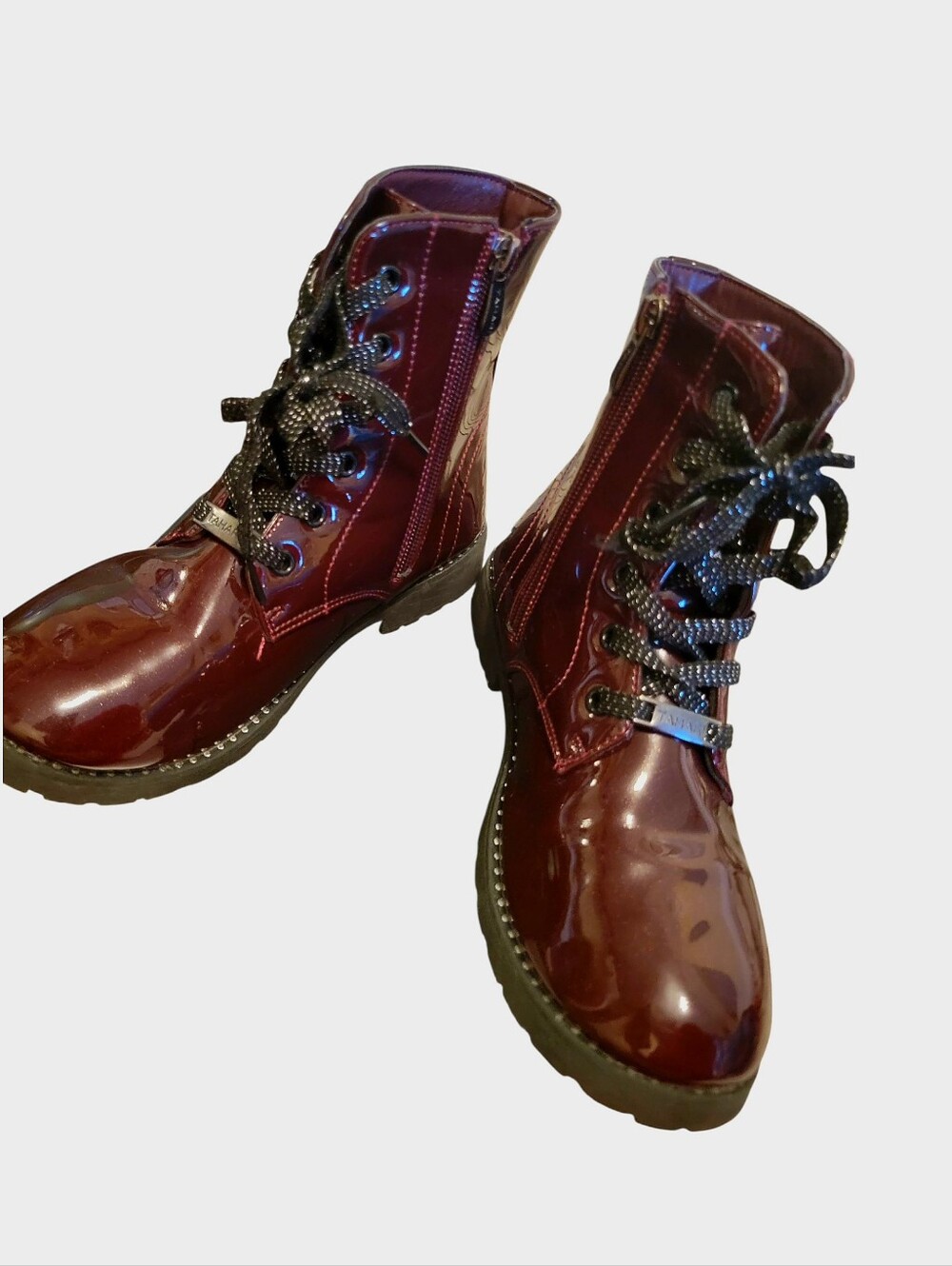 Combat Boots in Burgundy glossy patent leather sz.3 Little girl Tahari